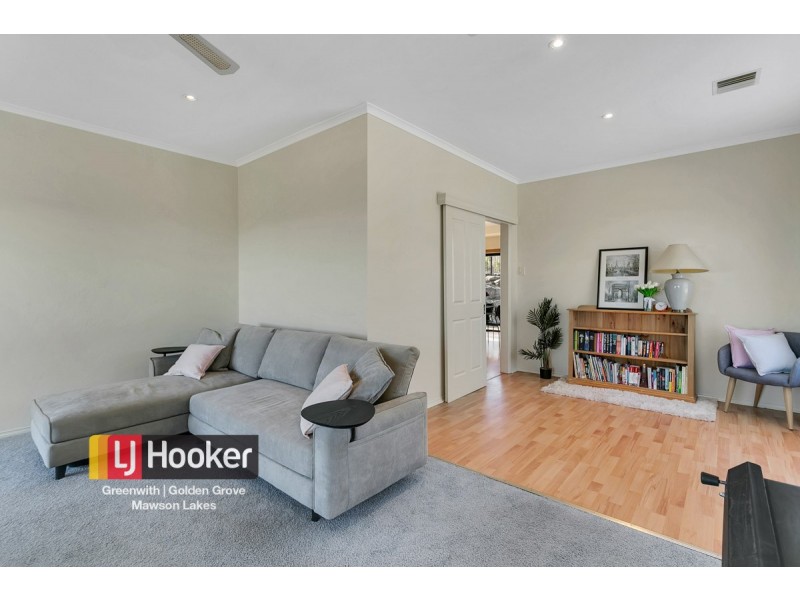 24 Cambridge Terrace, Hillbank SA 5112