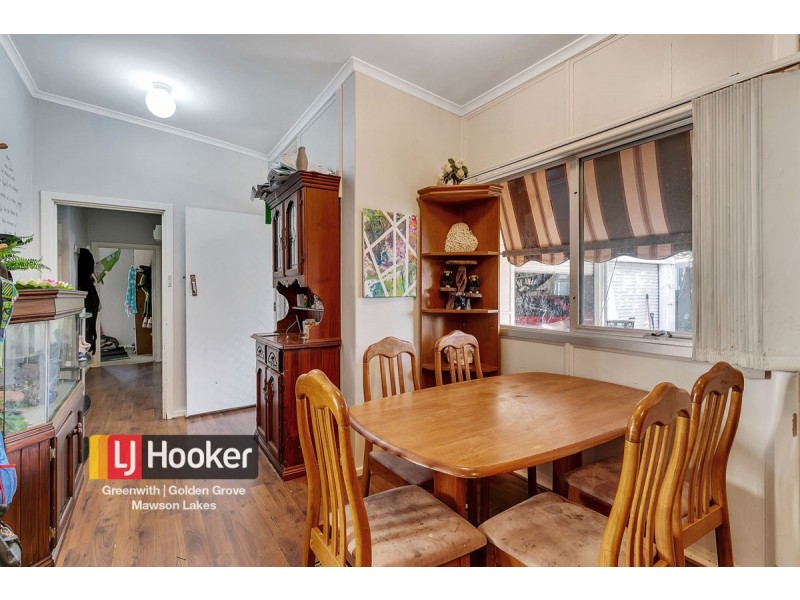 28 Davidson Road, Elizabeth Vale SA 5112