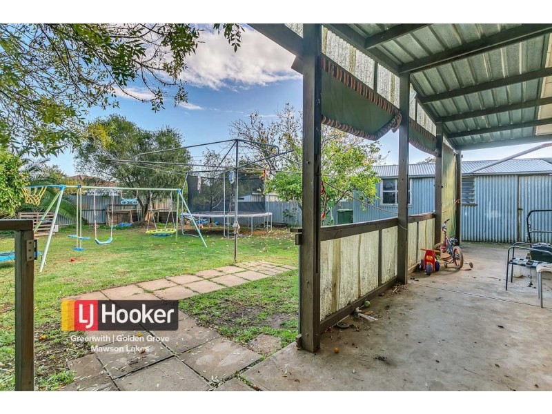 28 Davidson Road, Elizabeth Vale SA 5112