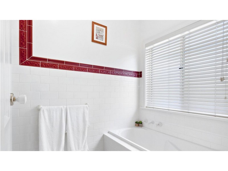 8 Sussex Place, Golden Grove SA 5125