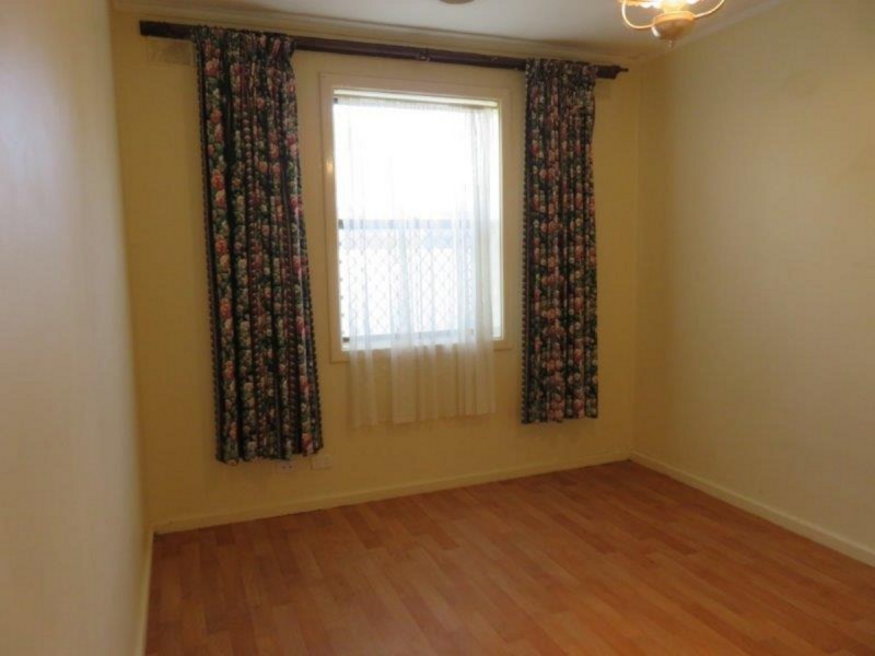 32 McCabe Avenue, Parafield Gardens SA 5107