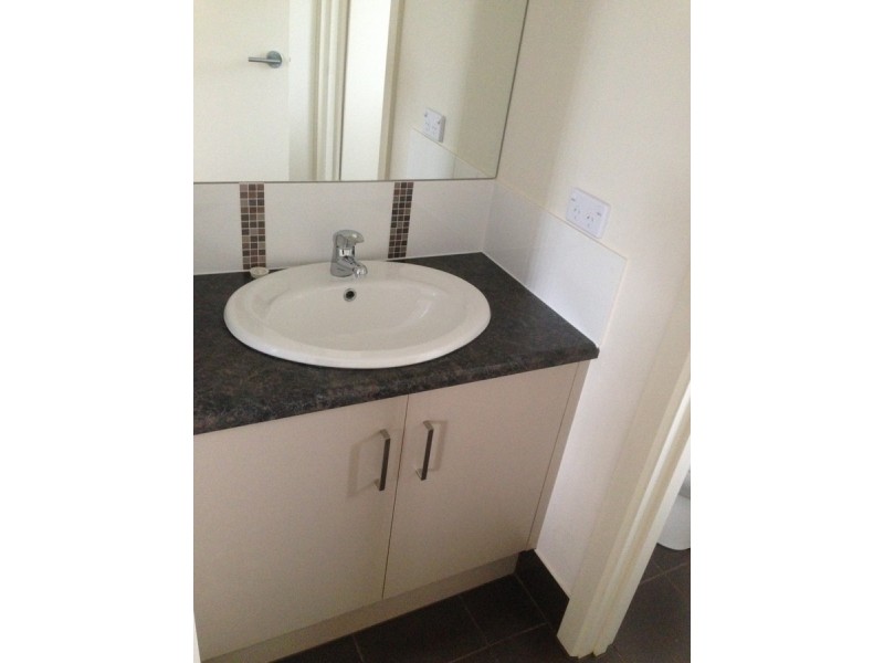 11 Liverpool Place, Elizabeth Park SA 5113