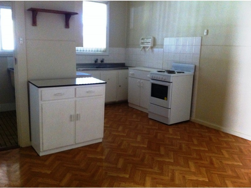 31 Grateley Street, Elizabeth Grove SA 5112