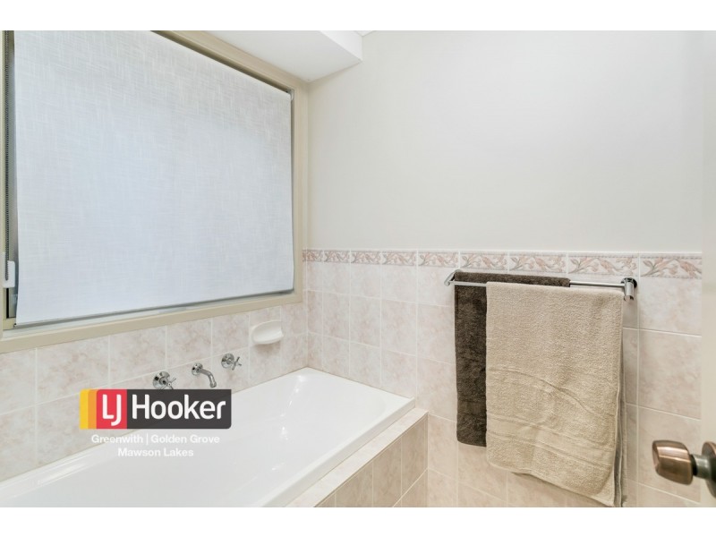 5 Silveracre Pass, Greenwith SA 5125