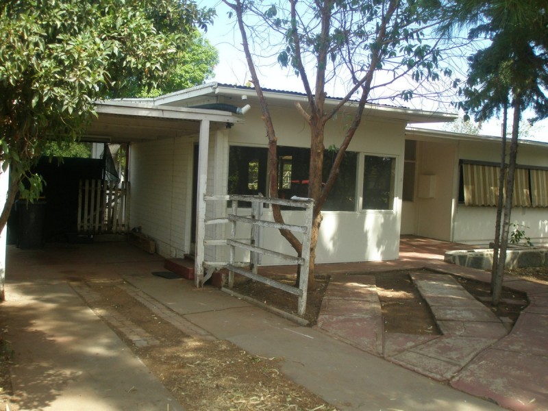 8 Tolmer Road, Elizabeth Park SA 5113