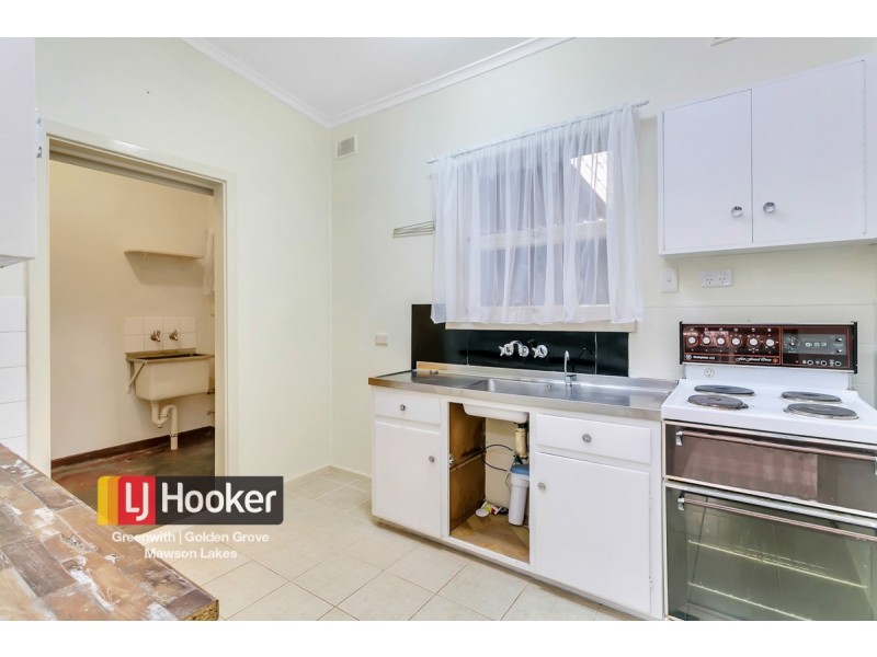 16 Southan Street, Smithfield Plains SA 5114