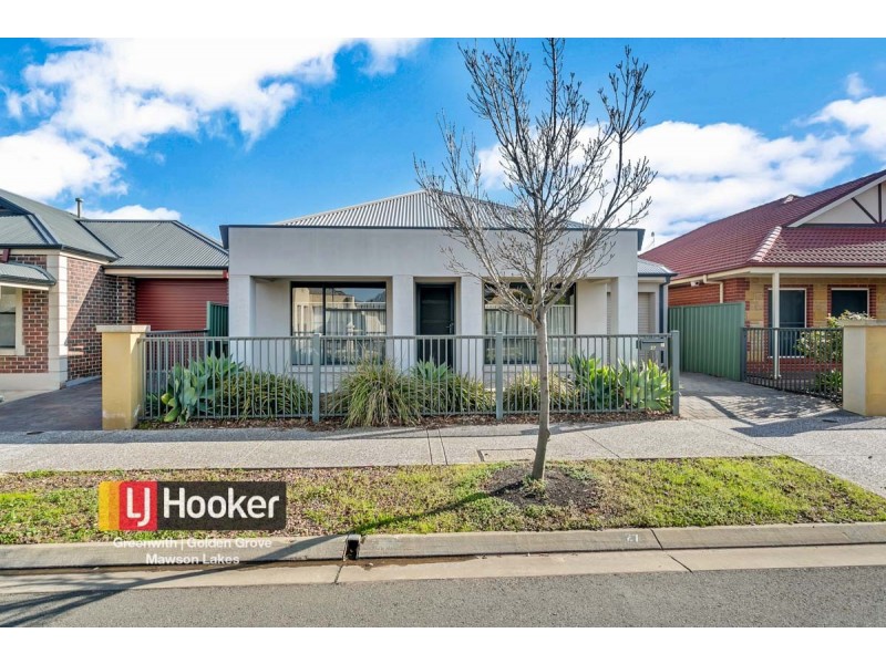 27 Cascades Drive, Mawson Lakes SA 5095