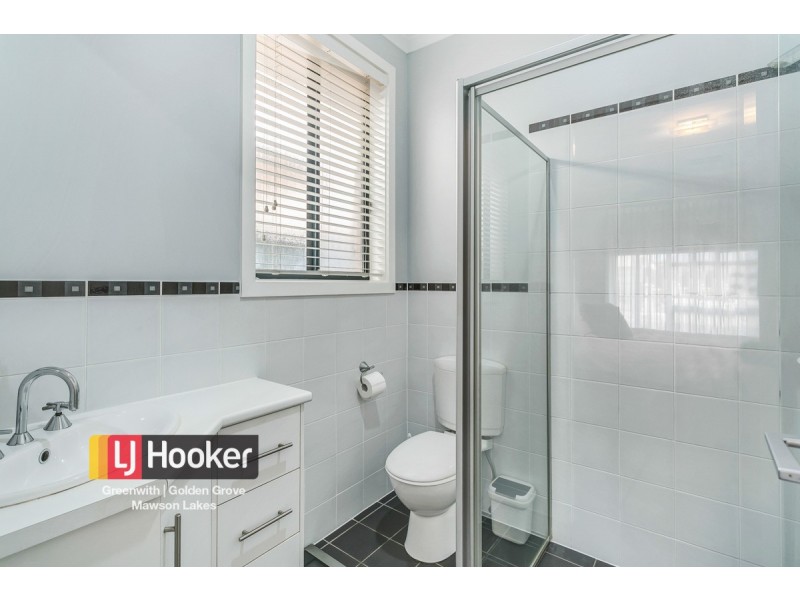 27 Cascades Drive, Mawson Lakes SA 5095