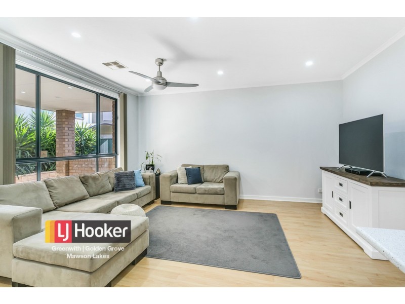 27 Cascades Drive, Mawson Lakes SA 5095