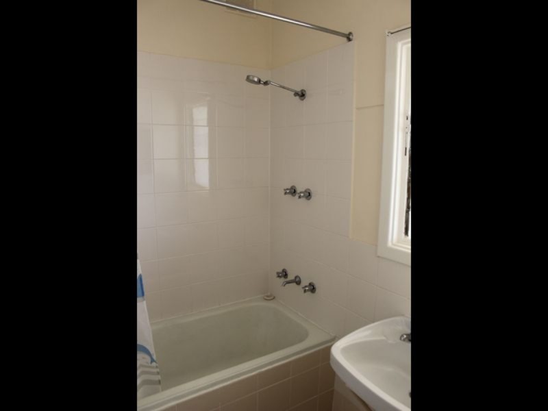 38 Mofflin Road, Elizabeth Grove SA 5112