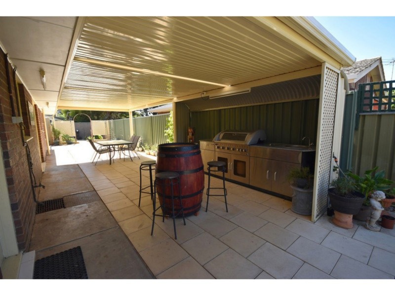 49 Yalumba Drive, Paralowie SA 5108