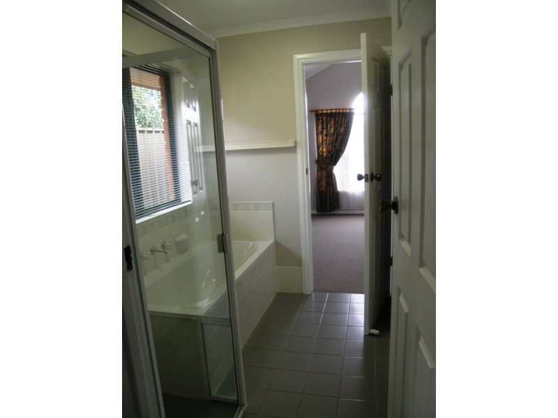 7 Laburnum Drive, Greenwith SA 5125