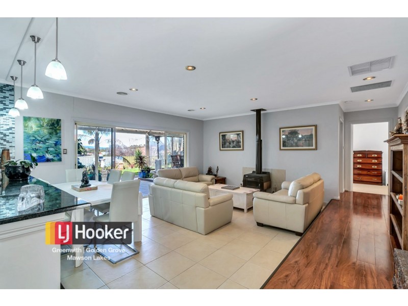 17 Tongariro Street, Greenwith SA 5125