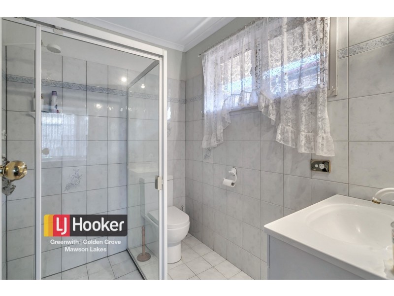 17 Tongariro Street, Greenwith SA 5125