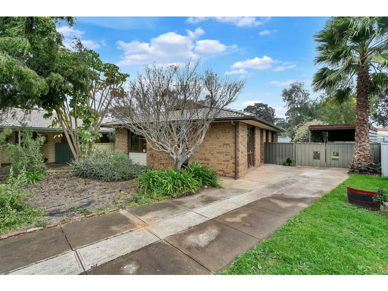 4 Doris Court, Parafield Gardens SA 5107