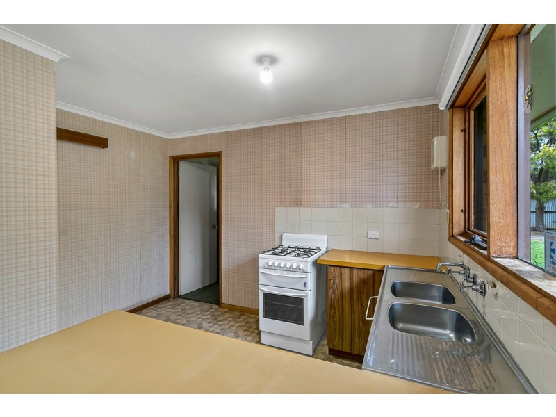 4 Doris Court, Parafield Gardens SA 5107