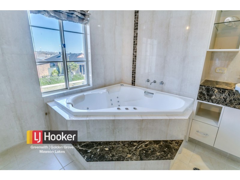 6 Fowler Street, Mawson Lakes SA 5095