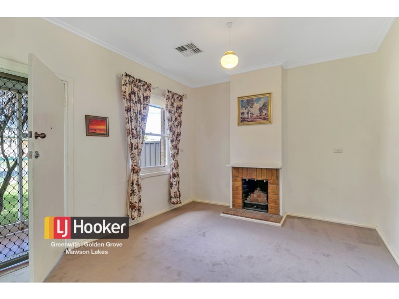 13 Hamptworth Street, Elizabeth Vale SA 5112