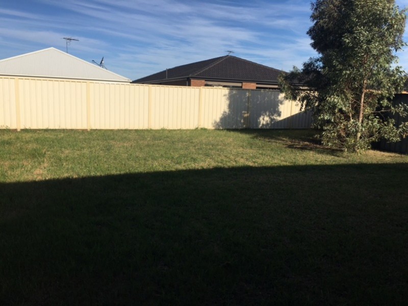 11 Neilson Court, Munno Para West SA 5115