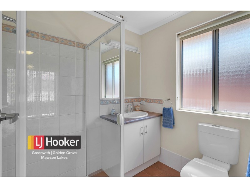 104 Sunnyside Drive, Evanston Park SA 5116