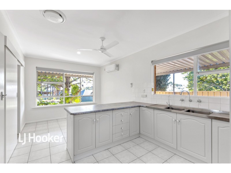 2 Allen Drive, Para Hills SA 5096