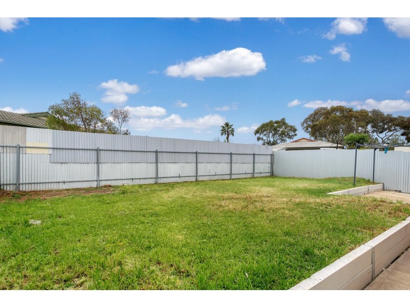 20 Milligan Drive, Para Vista SA 5093