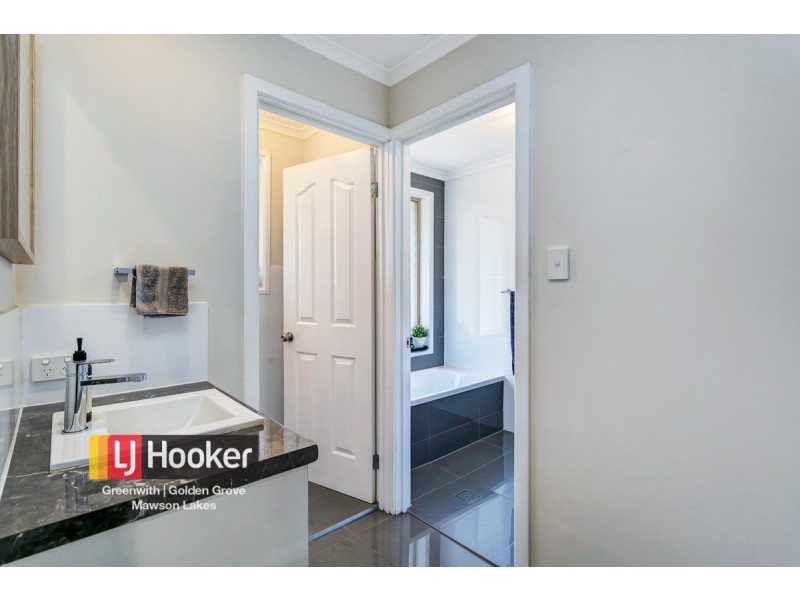 17 Bent Court, Wynn Vale SA 5127