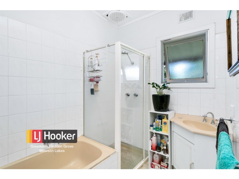 43 Caruso Crescent, Brahma Lodge SA 5109