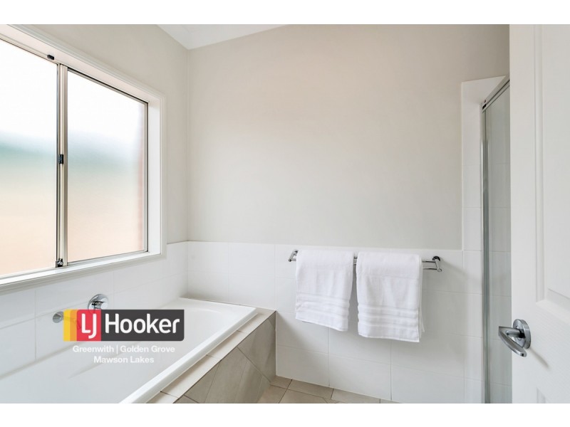 5 Peregrine Way, Greenwith SA 5125