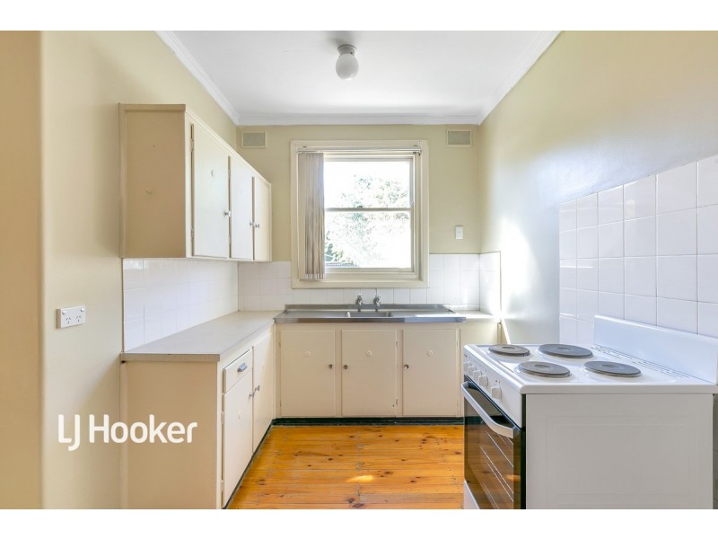 16 Stakes Crescent, Elizabeth Downs SA 5113