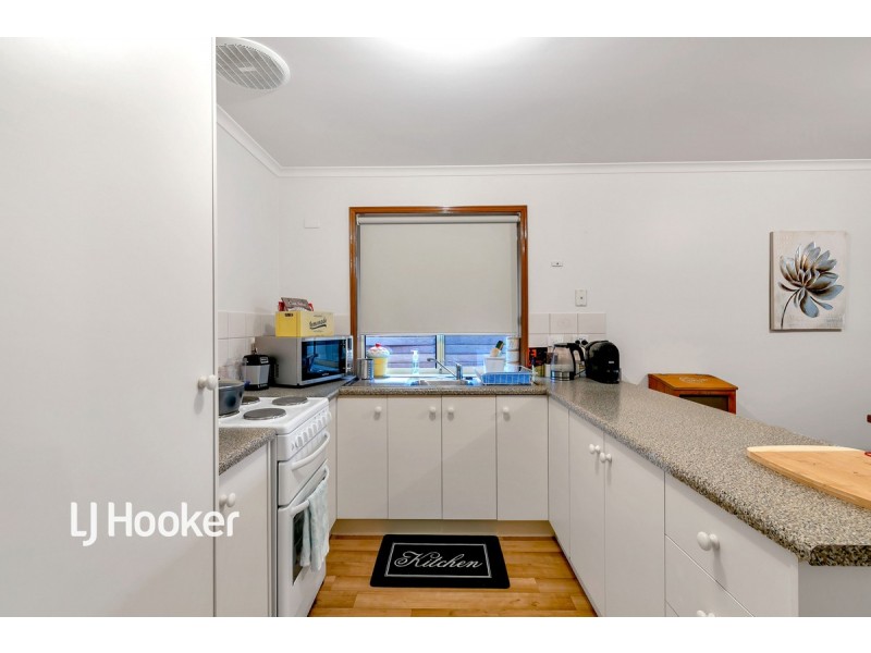 6 Cromer Court, Greenwith SA 5125