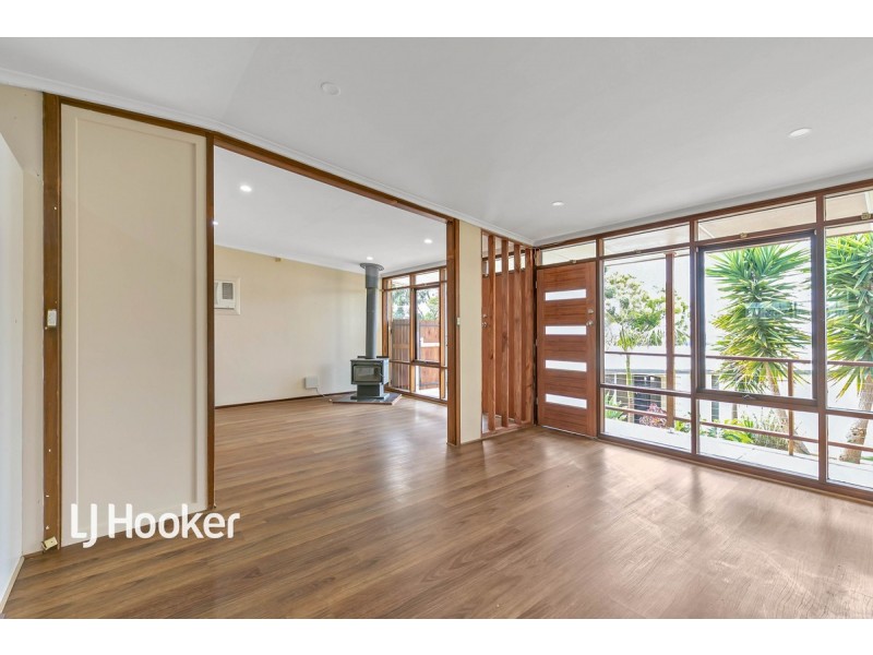 37 McGowan Road, Para Hills SA 5096