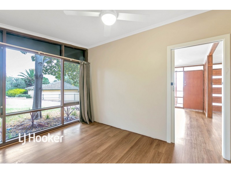 37 McGowan Road, Para Hills SA 5096