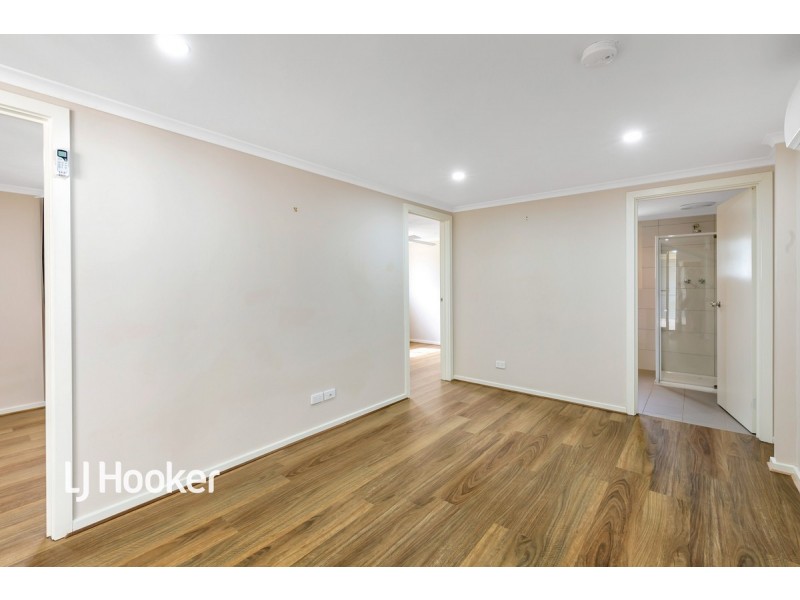 37 McGowan Road, Para Hills SA 5096