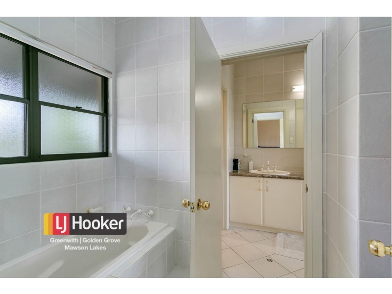 18 Oradala Court, Greenwith SA 5125