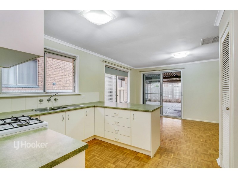 31 Francis Crescent, Salisbury Heights SA 5109