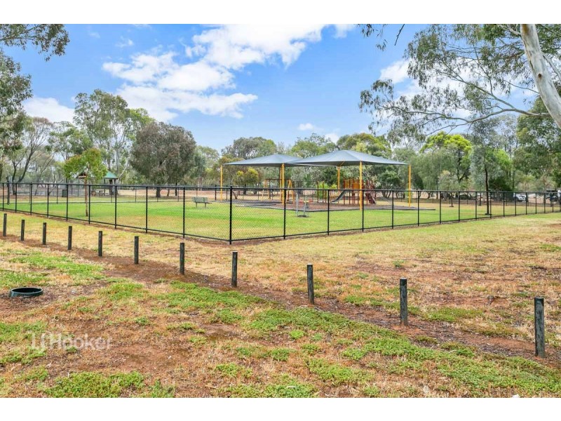 31 Francis Crescent, Salisbury Heights SA 5109