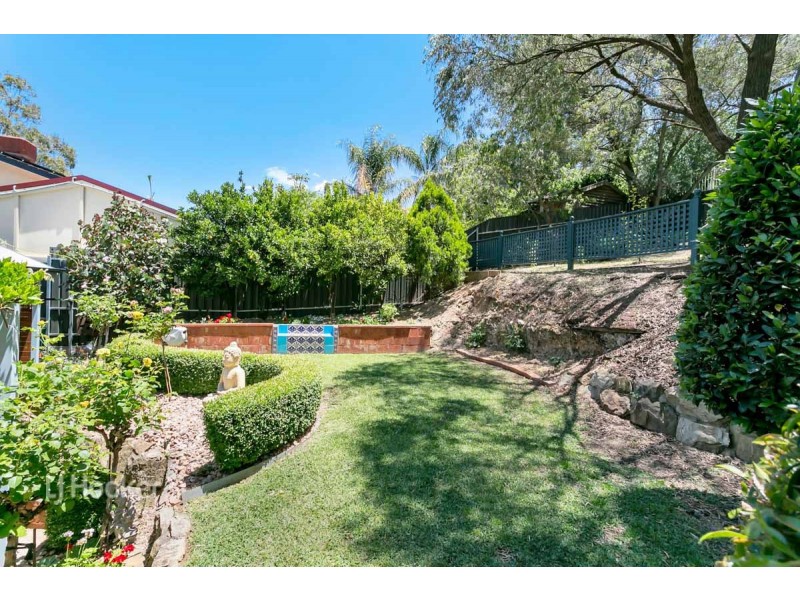 32 Carnarvon Avenue, Redwood Park SA 5097