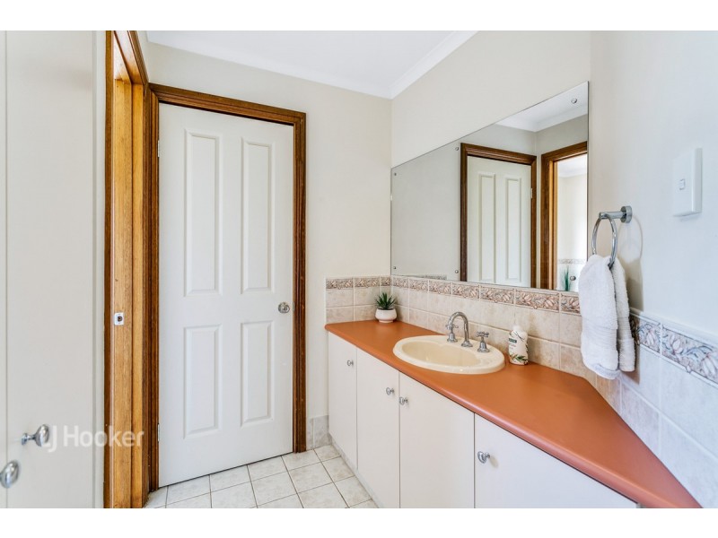 6 Prasad Court, Hillbank SA 5112