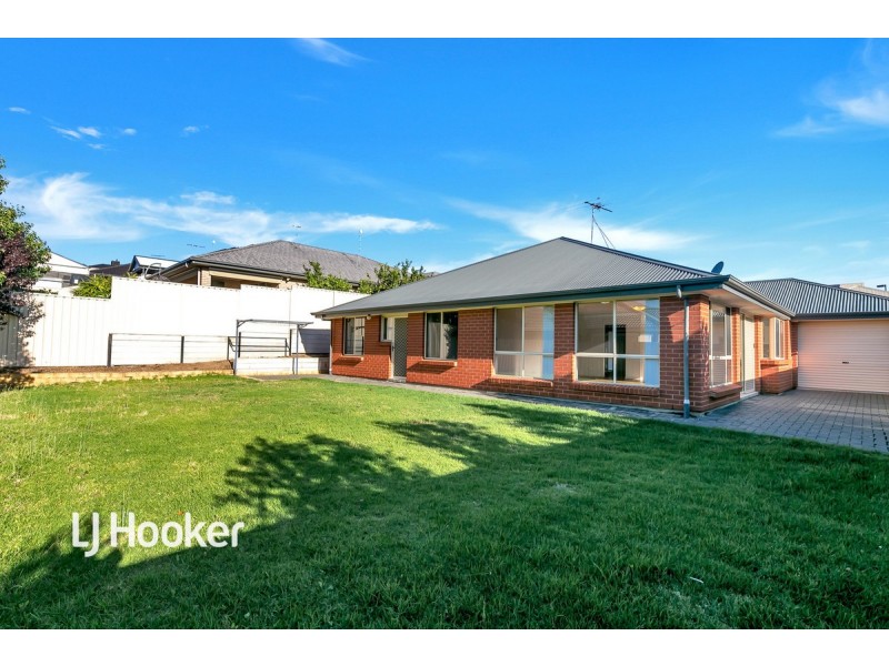 11 Barrow Road, Golden Grove SA 5125