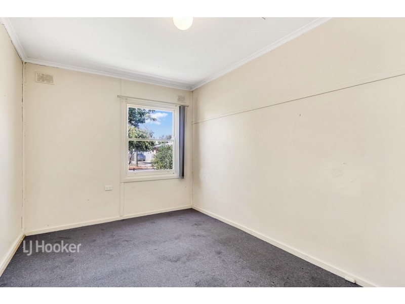 19 Wilkins Road, Elizabeth Downs SA 5113