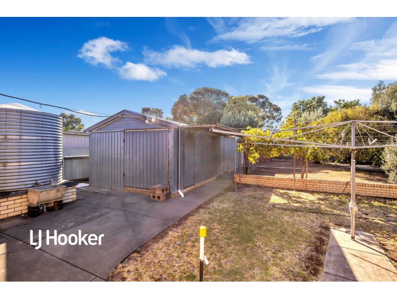 415 Bridge Road, Para Hills SA 5096