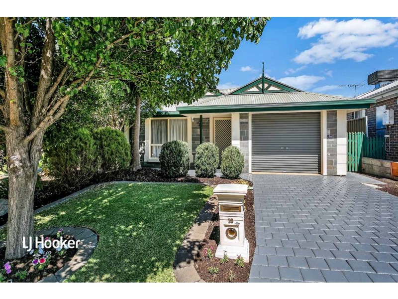 18 Ashton Place, Wynn Vale SA 5127