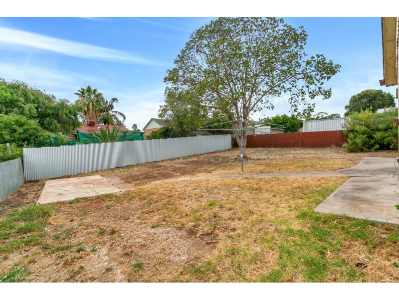 4 Yarcowie Avenue, Ingle Farm SA 5098