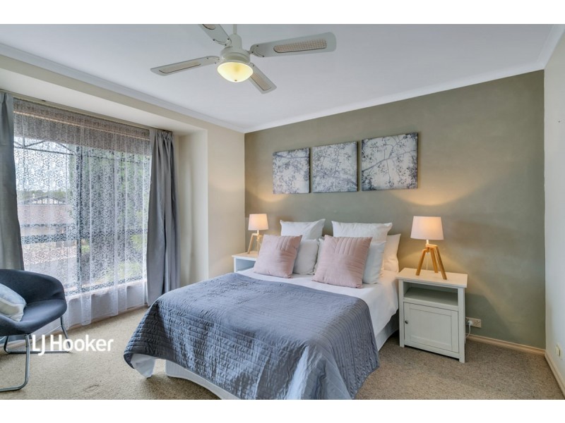 4 Treloar Avenue, Greenwith SA 5125