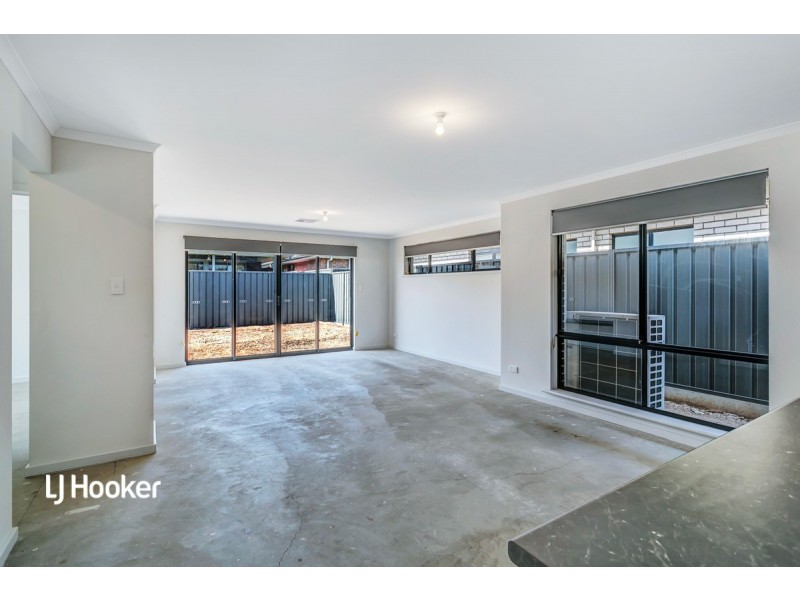 15B Lovelock Road, Parafield Gardens SA 5107
