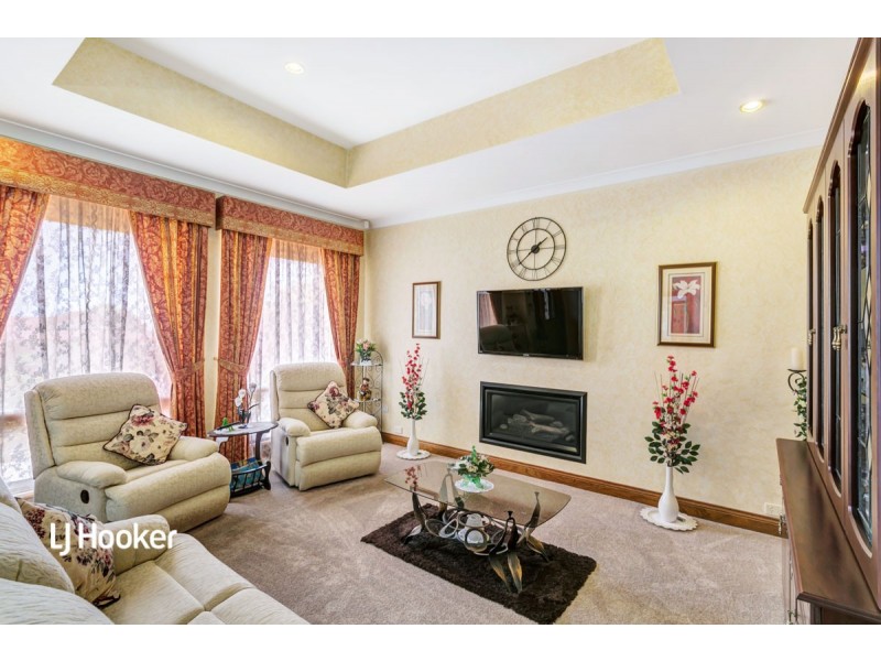 1 Holly Place, Golden Grove SA 5125