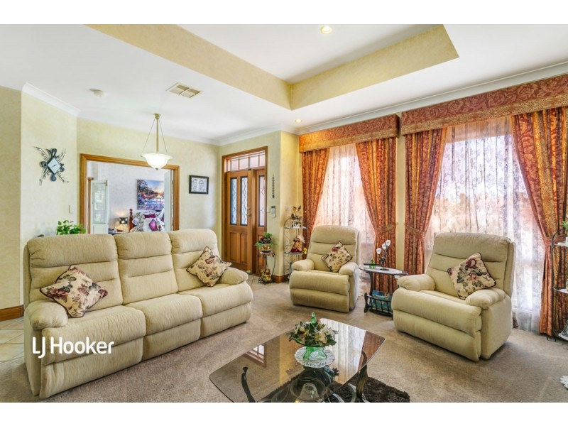 1 Holly Place, Golden Grove SA 5125