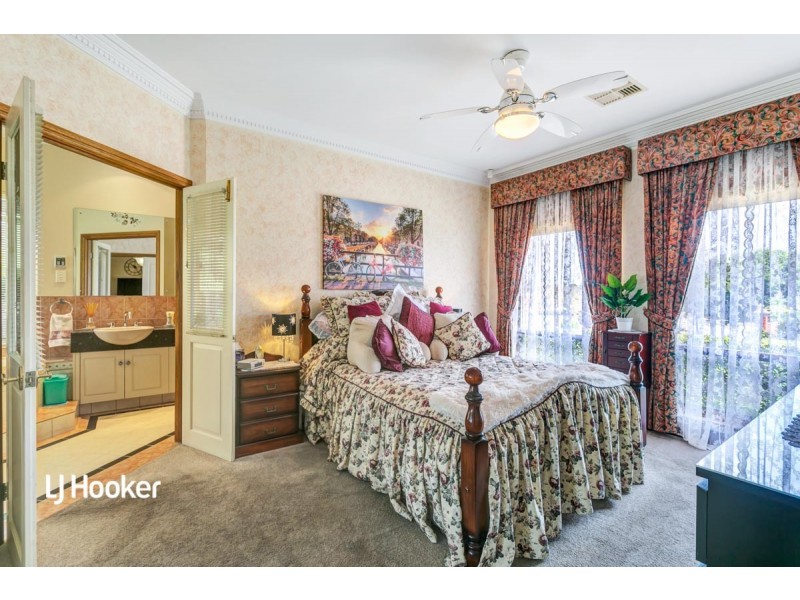 1 Holly Place, Golden Grove SA 5125
