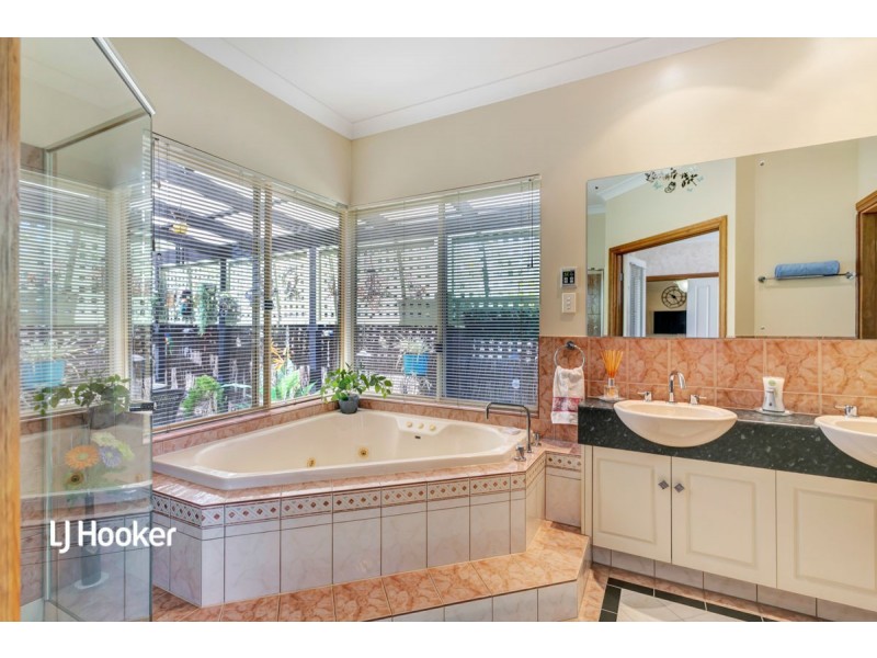 1 Holly Place, Golden Grove SA 5125